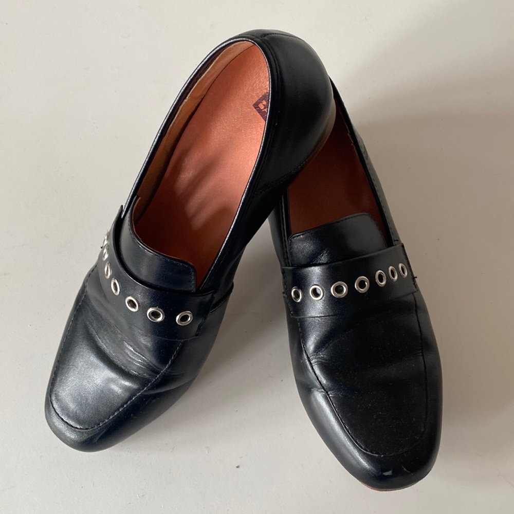 Bared Black Grommet Loafers